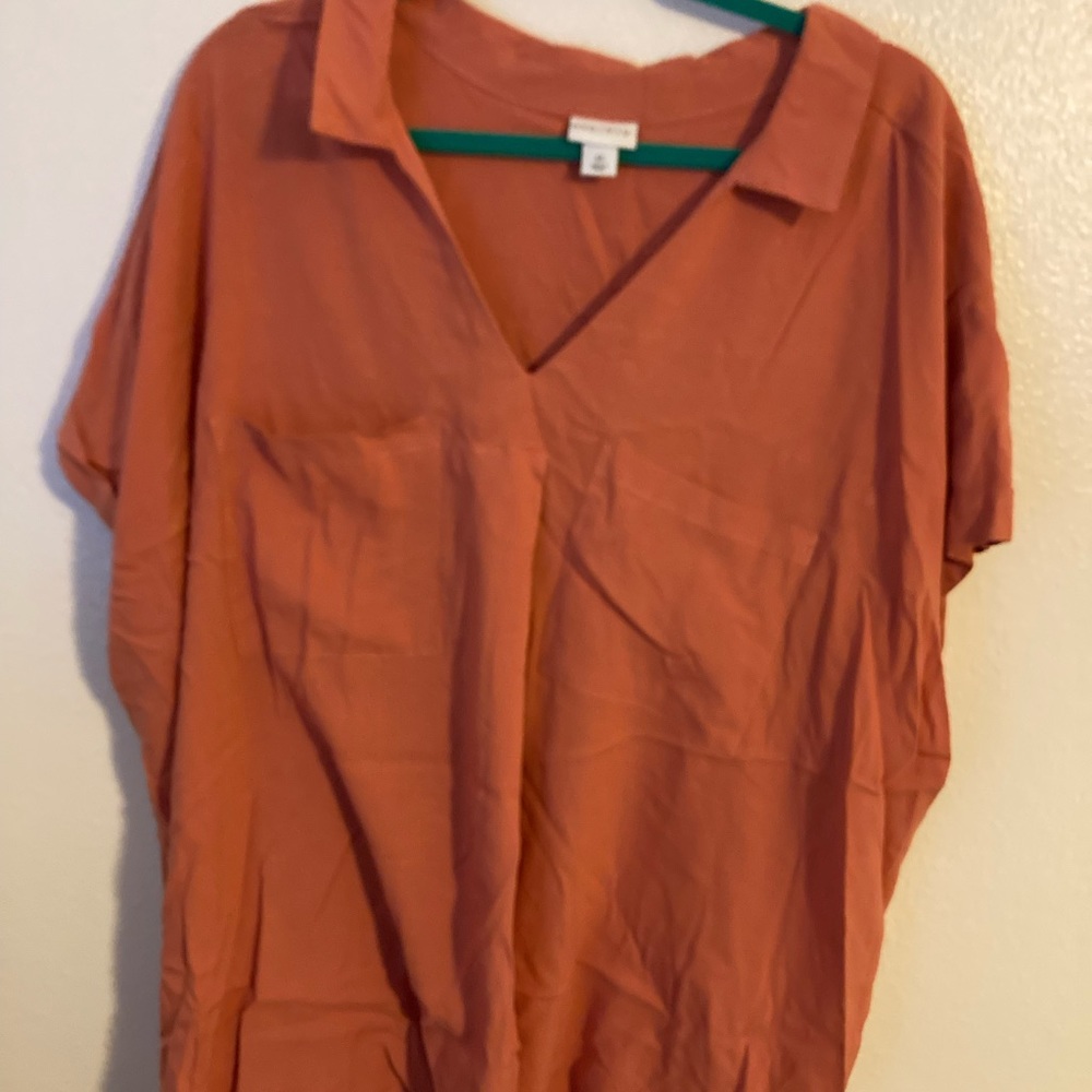 Short sleeve shirt